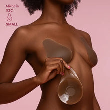 Cargar imagen en el visor de la galería, CAKES Lift - the Nipple Cover That Lifts
